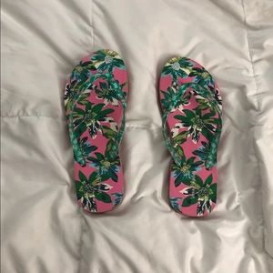 vera bradley flip flops